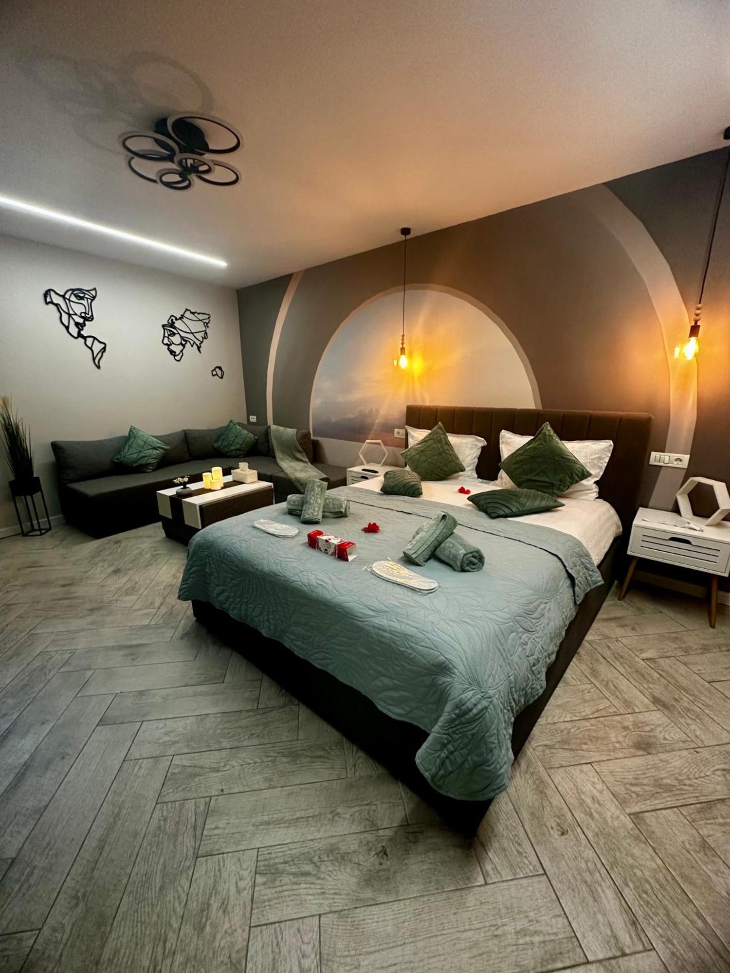 Stay Inn Central Brasov Ap 3 Exterior photo
