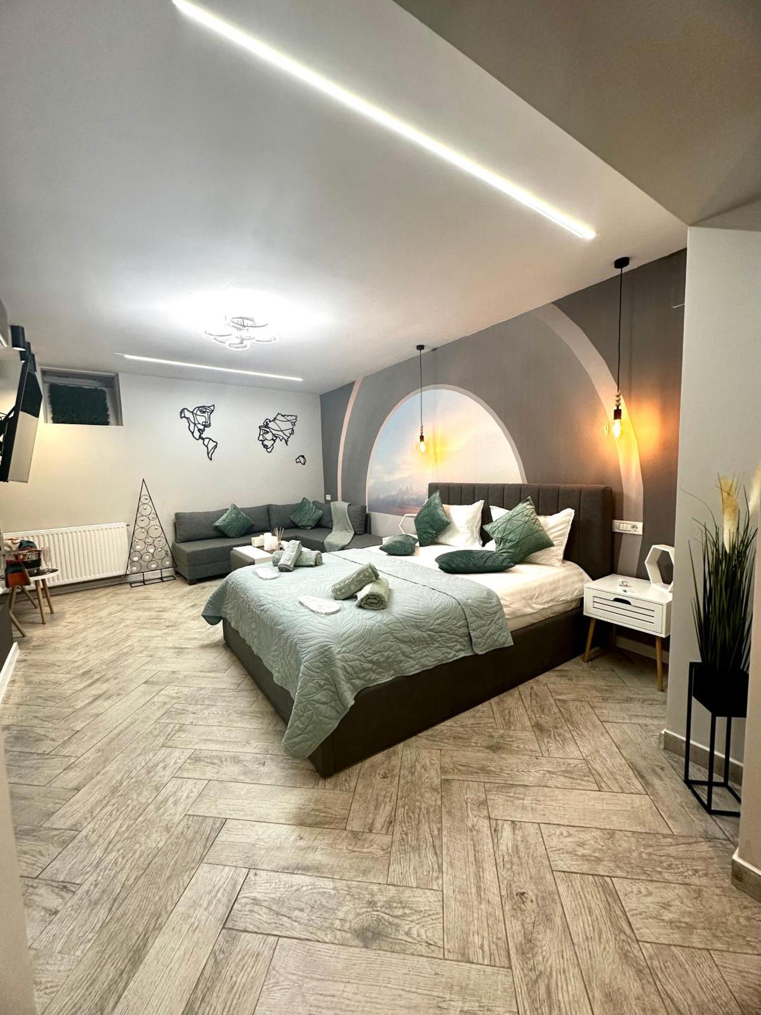 Stay Inn Central Brasov Ap 3 Exterior photo